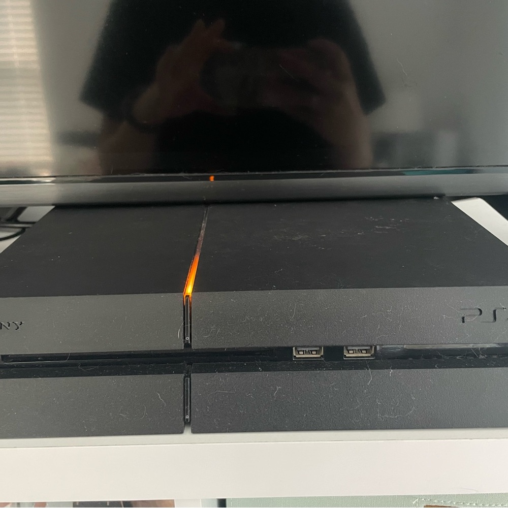 Playstation 4 With Many Games